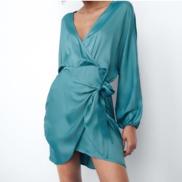 Zara Shiny Wrap Dress Zara Sequins Midi Dress Green Sequin Midi Dress Zara Zara Top Zara Shiny Wrap Dress Zara Sequins Midi Dress Green Sequin Midi Dress Zara Zara Top